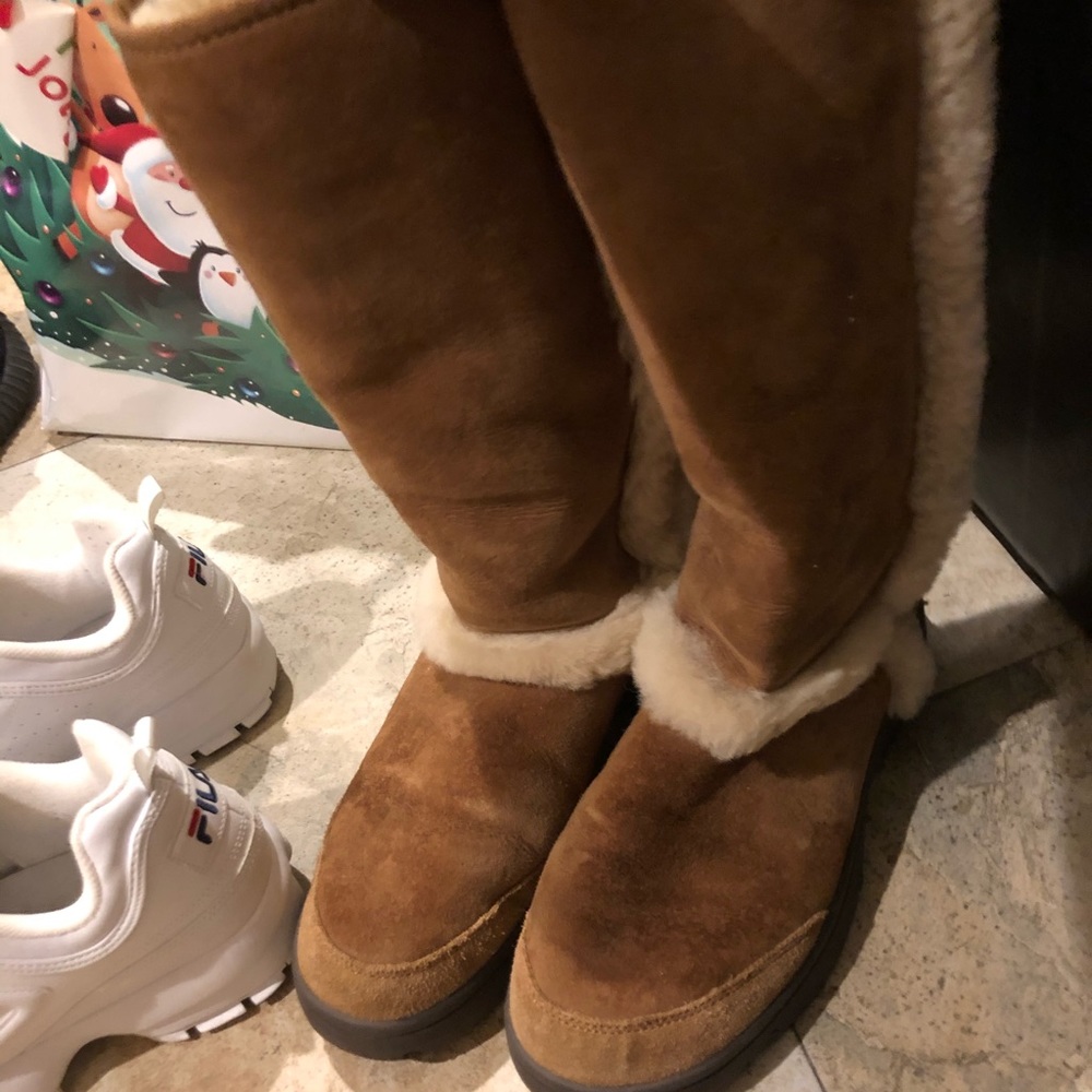 Women’s tall sunburst uggs